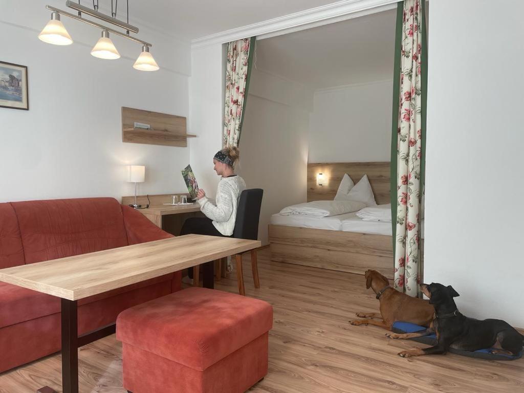 Hotel Reitzentrum Hausruckhof Ampflwang im Hausruckwald Extérieur photo