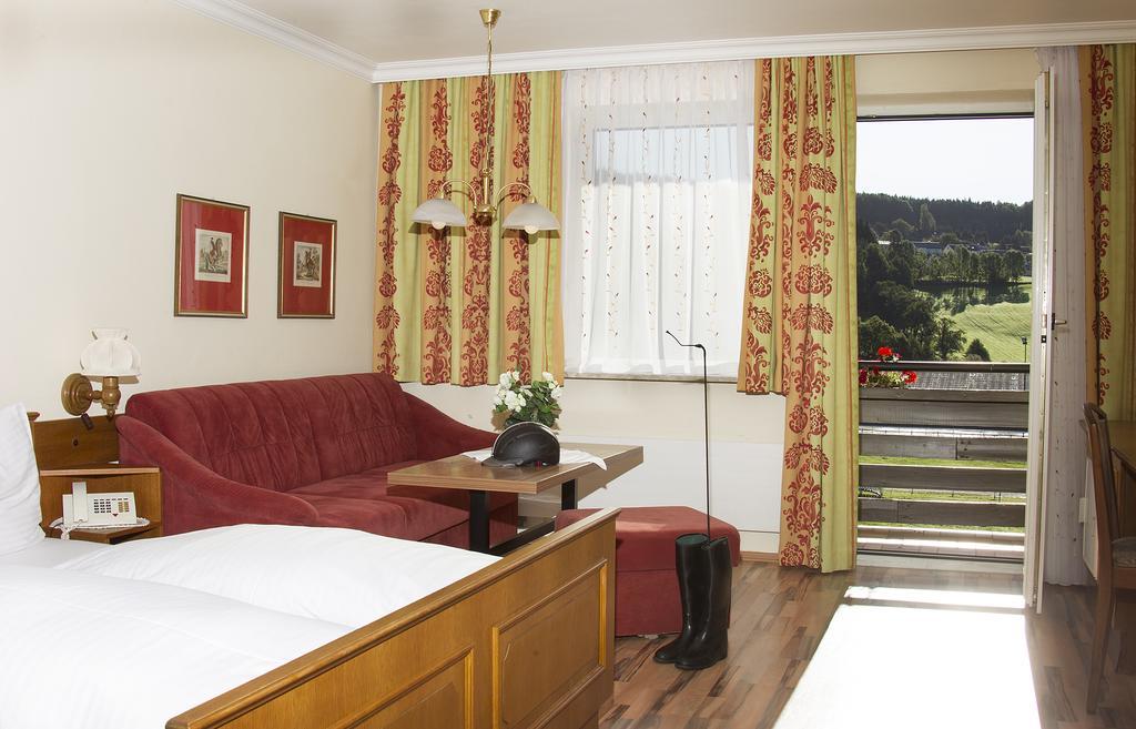 Hotel Reitzentrum Hausruckhof Ampflwang im Hausruckwald Extérieur photo